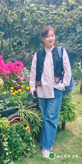 邓向群　教研室主任